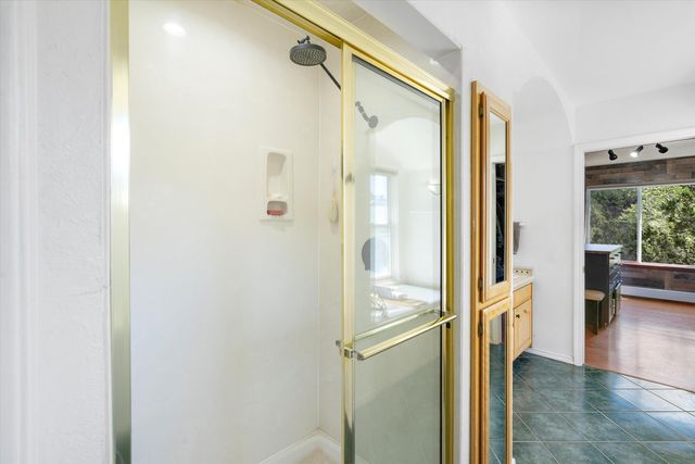 11 Eagle Trail, Tijeras, NM 87059