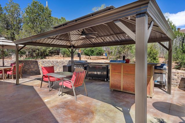 11 Eagle Trail, Tijeras, NM 87059