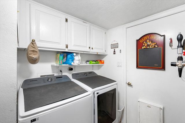 11 Eagle Trail, Tijeras, NM 87059