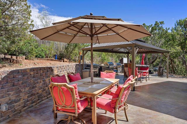 11 Eagle Trail, Tijeras, NM 87059