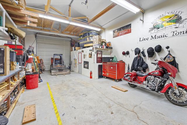 11 Eagle Trail, Tijeras, NM 87059