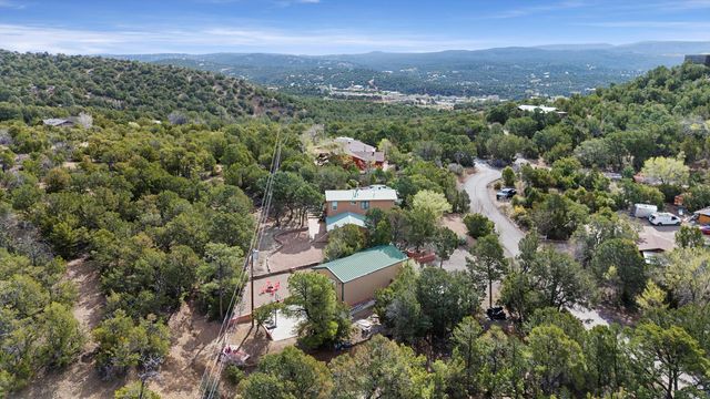 11 Eagle Trail, Tijeras, NM 87059
