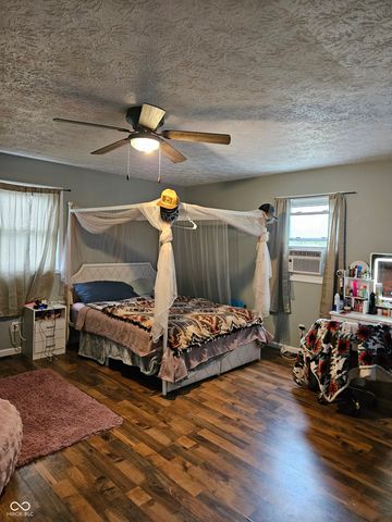 1024 N Harrison Street, Rushville, IN 46173