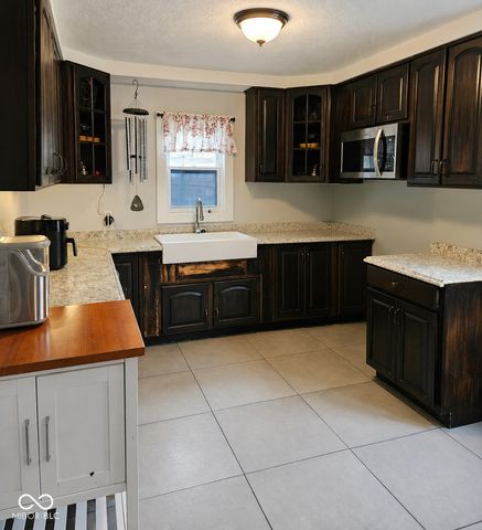 1024 N Harrison Street, Rushville, IN 46173
