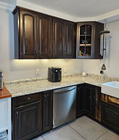 1024 N Harrison Street, Rushville, IN 46173