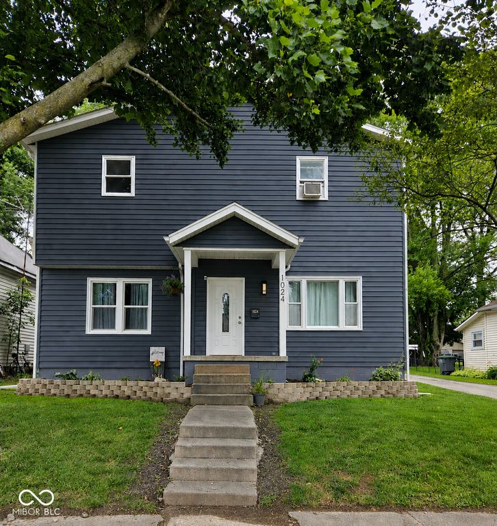 1024 N Harrison Street, Rushville, IN 46173