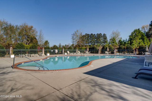 6148 Willow Glen Drive, Wilmington, NC 28412