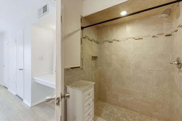 4230 36TH AVENUE S A, St Petersburg, FL 33701