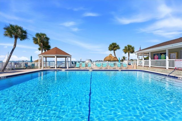 4230 36TH AVENUE S A, St Petersburg, FL 33701