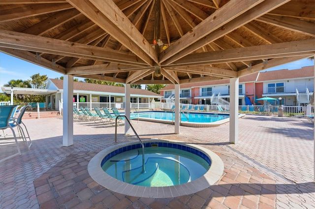 4230 36TH AVENUE S A, St Petersburg, FL 33701