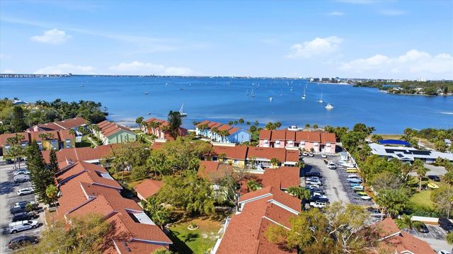 4230 36TH AVENUE S A, St Petersburg, FL 33701