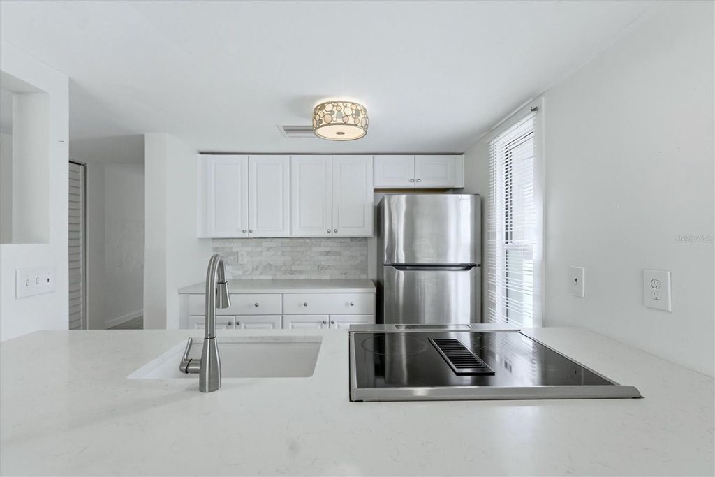 Image 15 of property listing at 4230 36TH AVENUE S A, St Petersburg, FL 33701