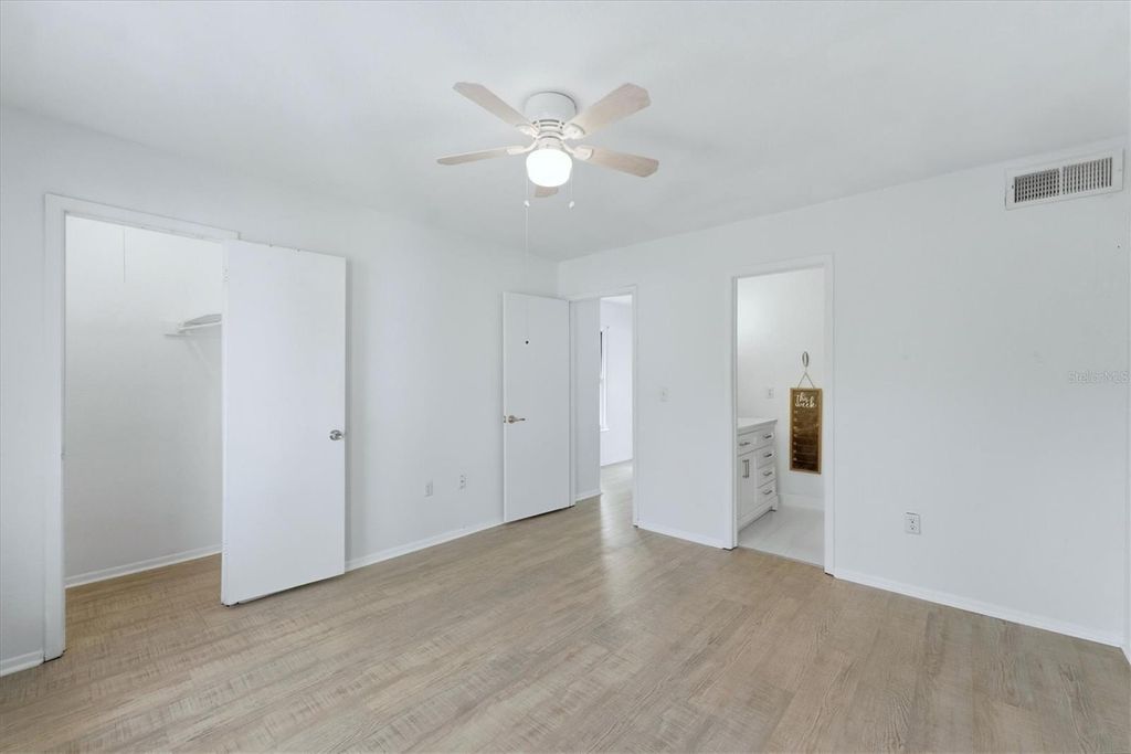 Image 25 of property listing at 4230 36TH AVENUE S A, St Petersburg, FL 33701