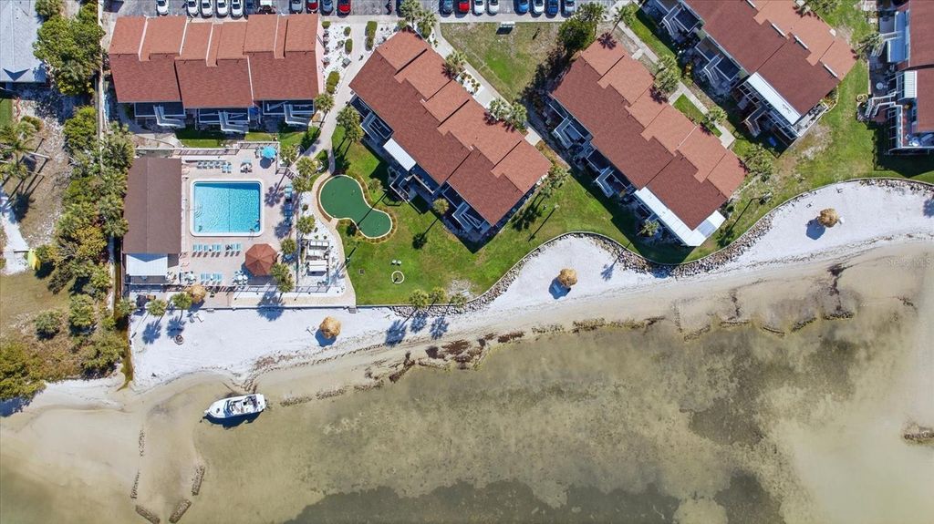 Image 48 of property listing at 4230 36TH AVENUE S A, St Petersburg, FL 33701