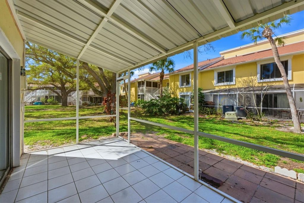 Image 7 of property listing at 4230 36TH AVENUE S A, St Petersburg, FL 33701