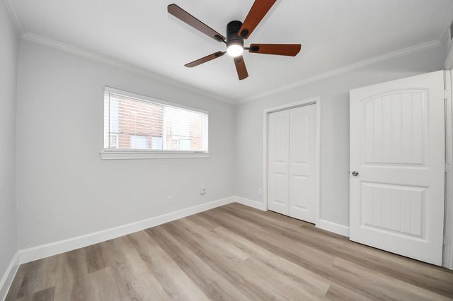 5542 Holly Street 205, Houston, TX 77081