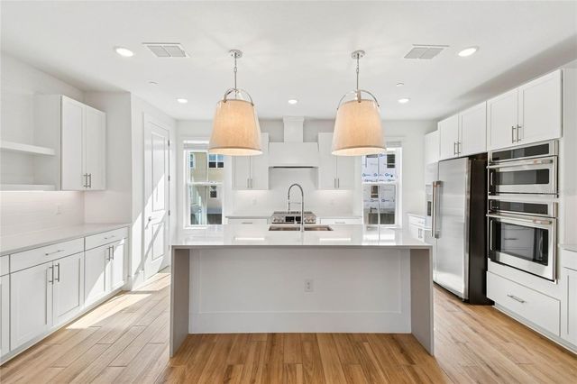 221 PASQUALA 18, Oviedo, FL 32765