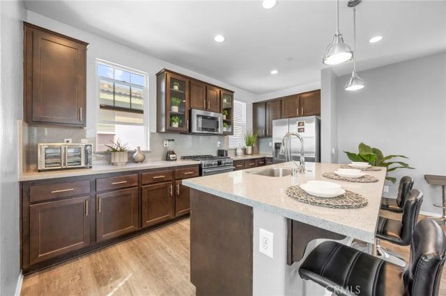 7414 Rocky Point Road, Jurupa Valley, CA 92509