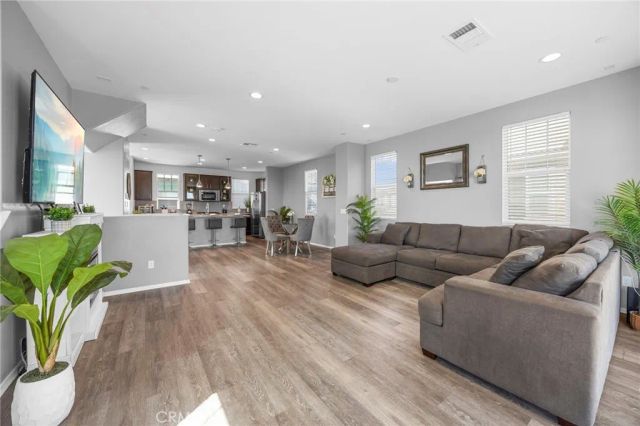 7414 Rocky Point Road, Jurupa Valley, CA 92509