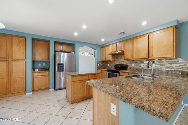 3358 E PARK Avenue, Gilbert, AZ 85234