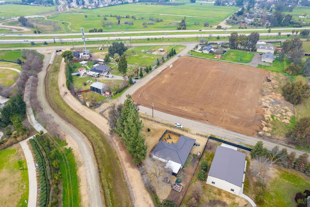 Image 18 of property listing at 1 Locan Ave And Alluvial Ave, Clovis, CA 93619