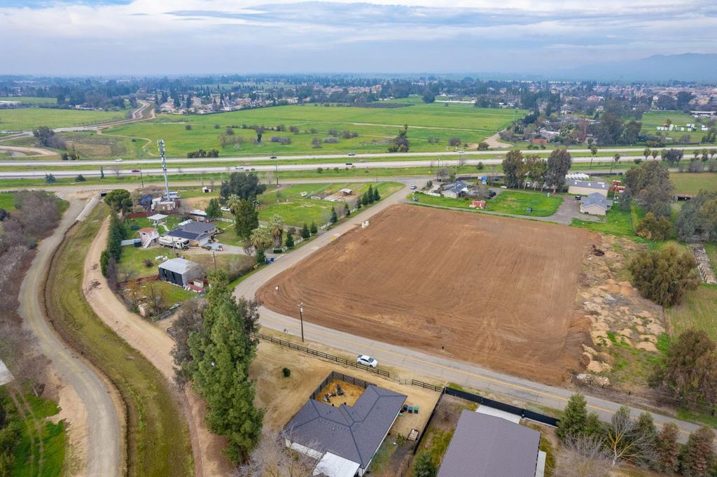 Image 19 of property listing at 1 Locan Ave And Alluvial Ave, Clovis, CA 93619