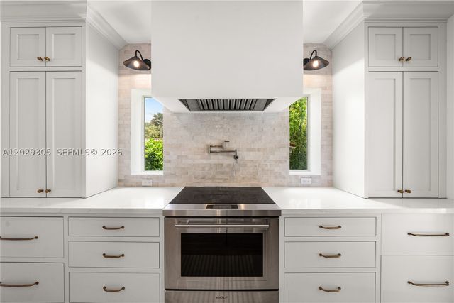1544 Plasentia Ave, Coral Gables, FL 33134