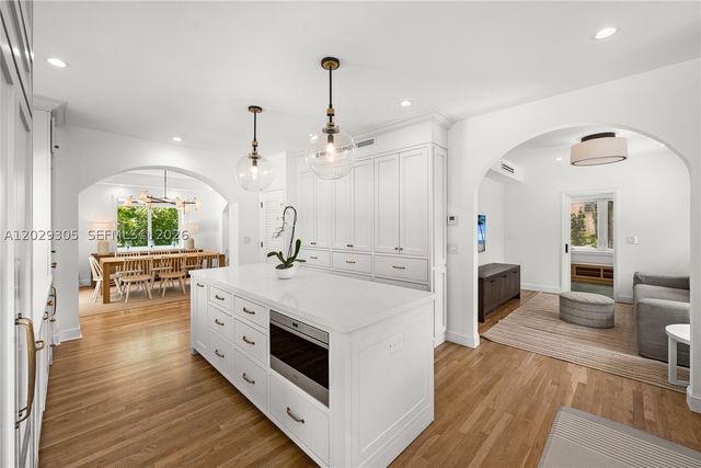 1544 Plasentia Ave, Coral Gables, FL 33134