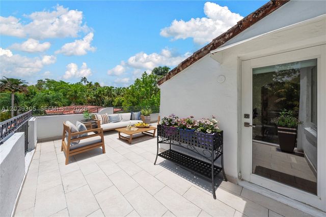 1544 Plasentia Ave, Coral Gables, FL 33134