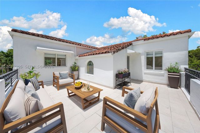 1544 Plasentia Ave, Coral Gables, FL 33134