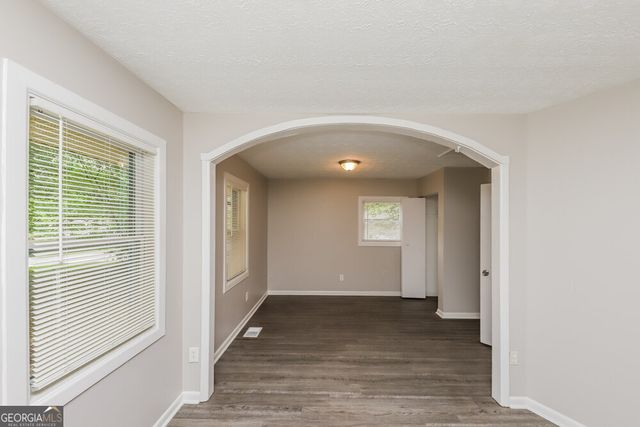 2870 Valley Brook Drive SW, Marietta, GA 30008