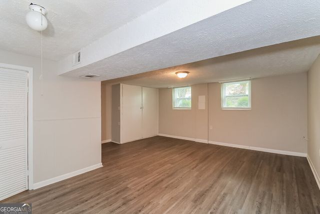 2870 Valley Brook Drive SW, Marietta, GA 30008