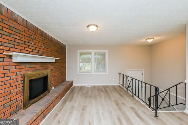 2870 Valley Brook Drive SW, Marietta, GA 30008