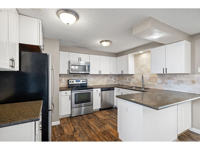 2577 ELYSIUM Ave, Eugene, OR 97401