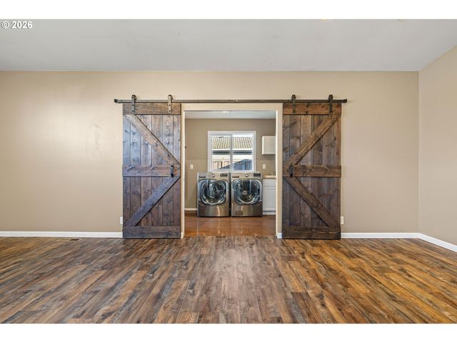 2577 ELYSIUM Ave, Eugene, OR 97401