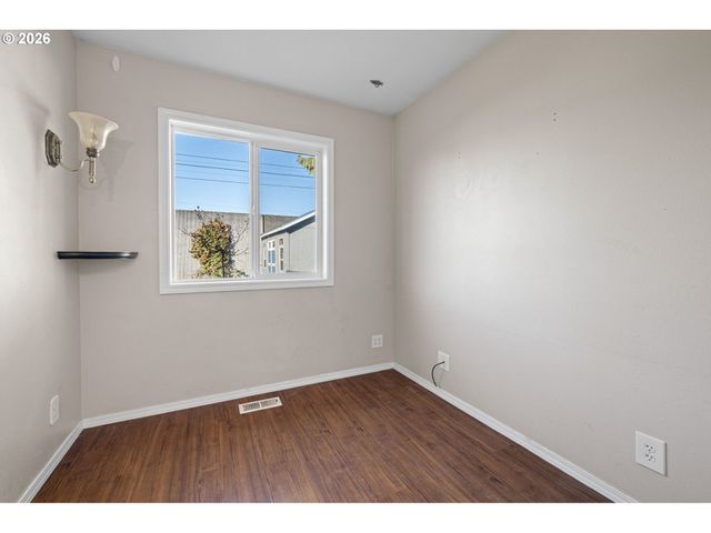 2577 ELYSIUM Ave, Eugene, OR 97401