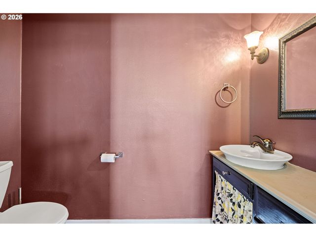 2577 ELYSIUM Ave, Eugene, OR 97401