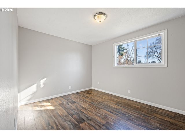 2577 ELYSIUM Ave, Eugene, OR 97401