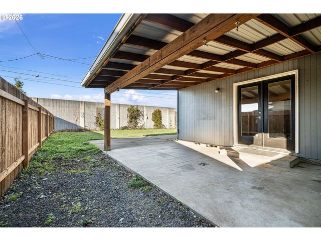 2577 ELYSIUM Ave, Eugene, OR 97401