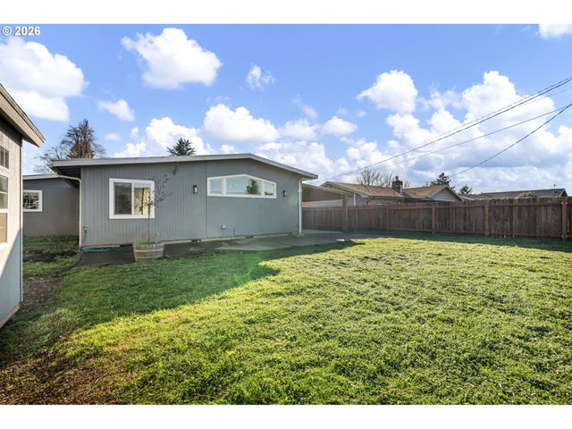 2577 ELYSIUM Ave, Eugene, OR 97401