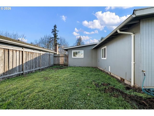 2577 ELYSIUM Ave, Eugene, OR 97401