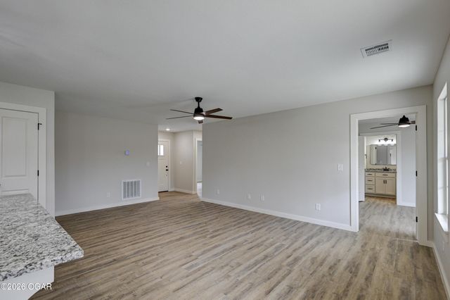 1736 Robertson Avenue, Carthage, MO 64836