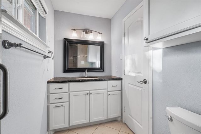 6002 Mcknight Street, Houston, TX 77035