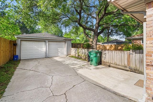 6002 Mcknight Street, Houston, TX 77035