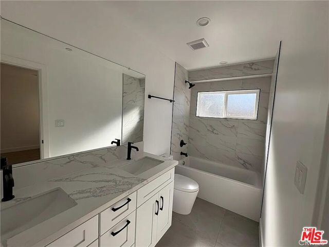 14165 Calvert Street, Los Angeles, CA 91401