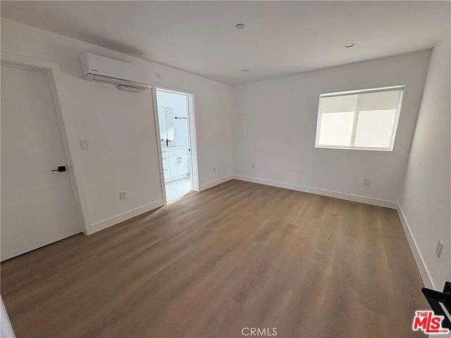 14165 Calvert Street, Los Angeles, CA 91401