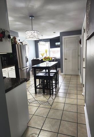 10806 S AVENUE O, Chicago, IL 60617