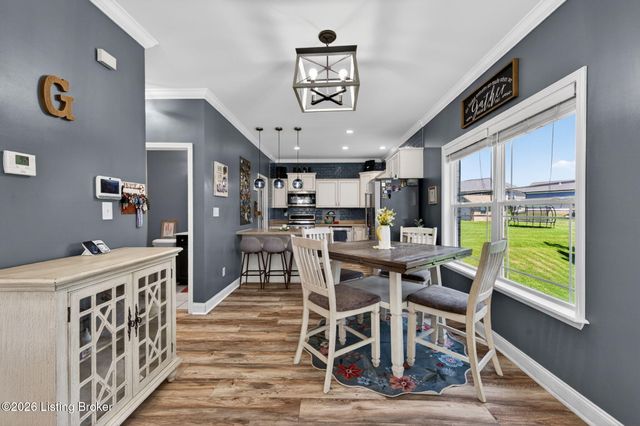 142 Highland Ridge Dr, Mt Washington, KY 40047