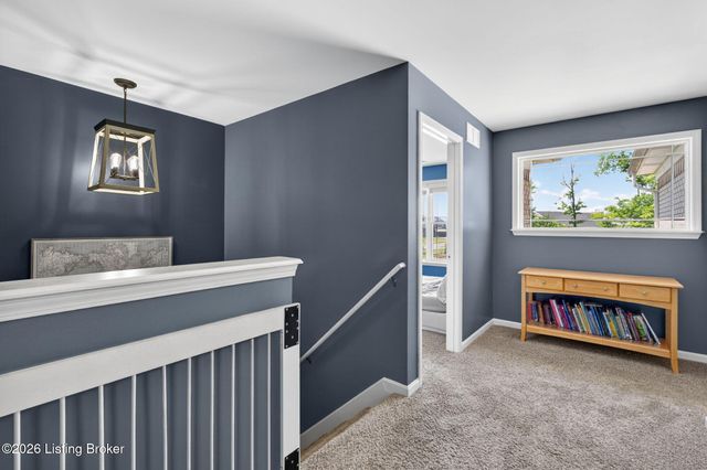142 Highland Ridge Dr, Mt Washington, KY 40047