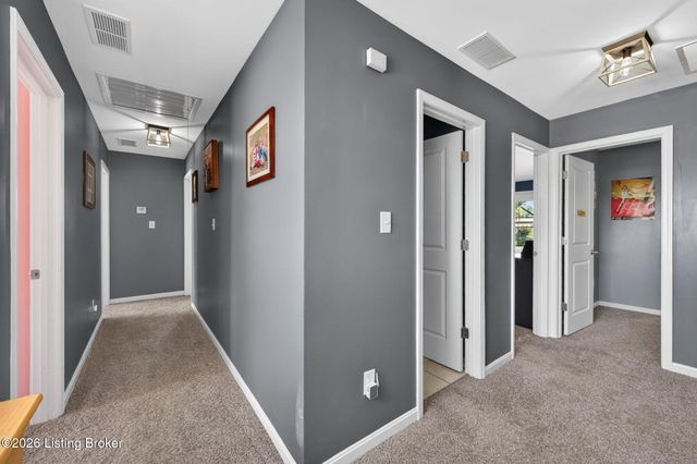 142 Highland Ridge Dr, Mt Washington, KY 40047